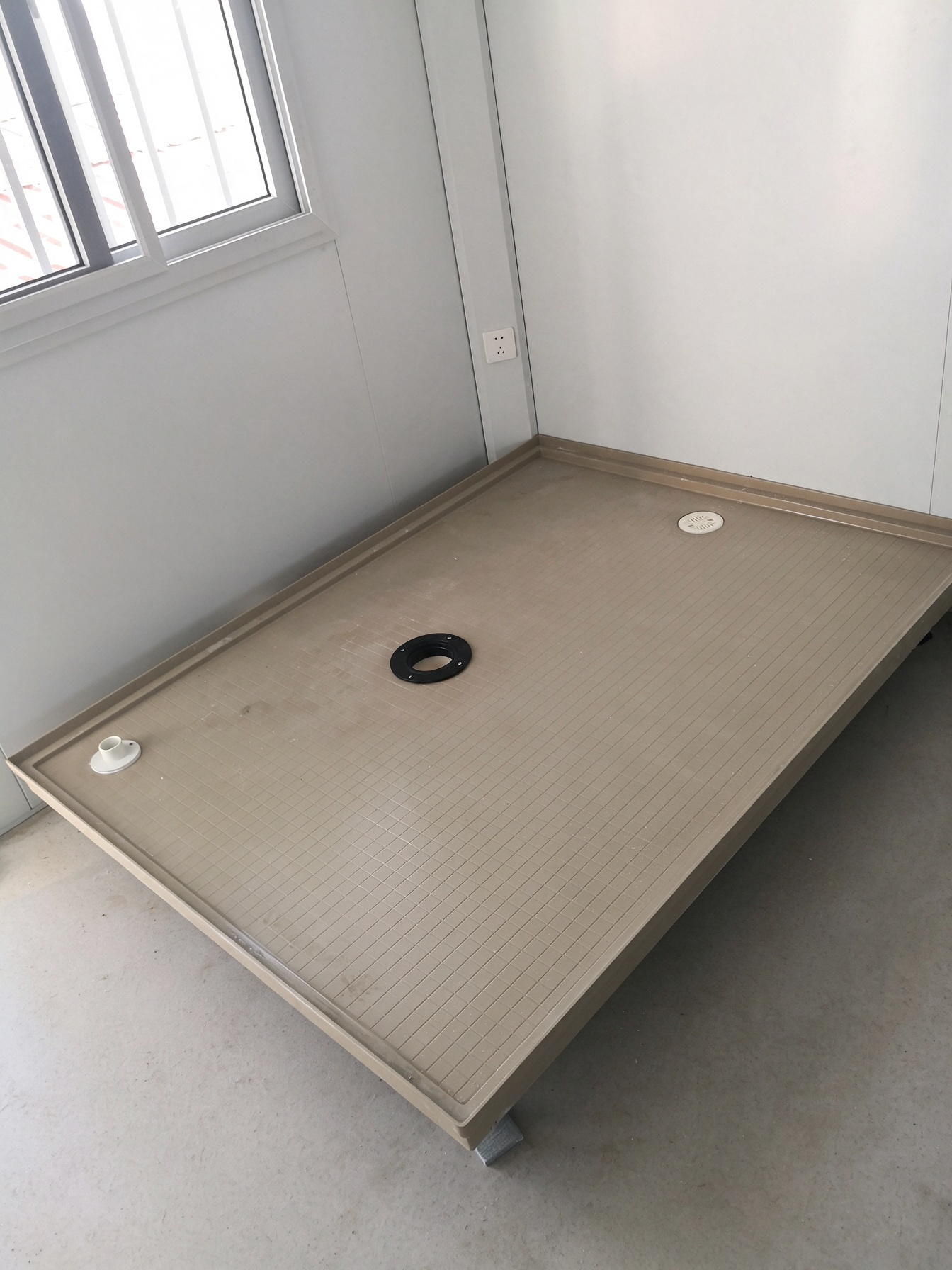 SMC bathroom shell and waterproof base
